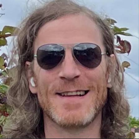 <em>Johnny P.</em>